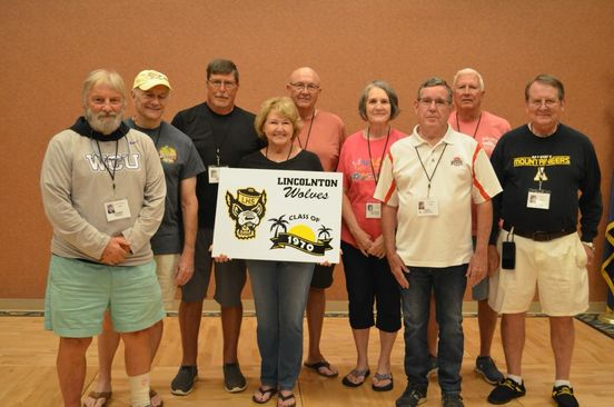 Tommy Huskey, Sue Jane Long Zimtbaum, Mike Cadenhead, Milton Cashion. 2nd Row: Frank Rudisill, Larry Rhodes, Sam Ledbetter, Frankie Allen Beam, Allen Goodson. Missing: Janie Aderholdt Aldridge, Thomas Froneberger, David Rayfield,